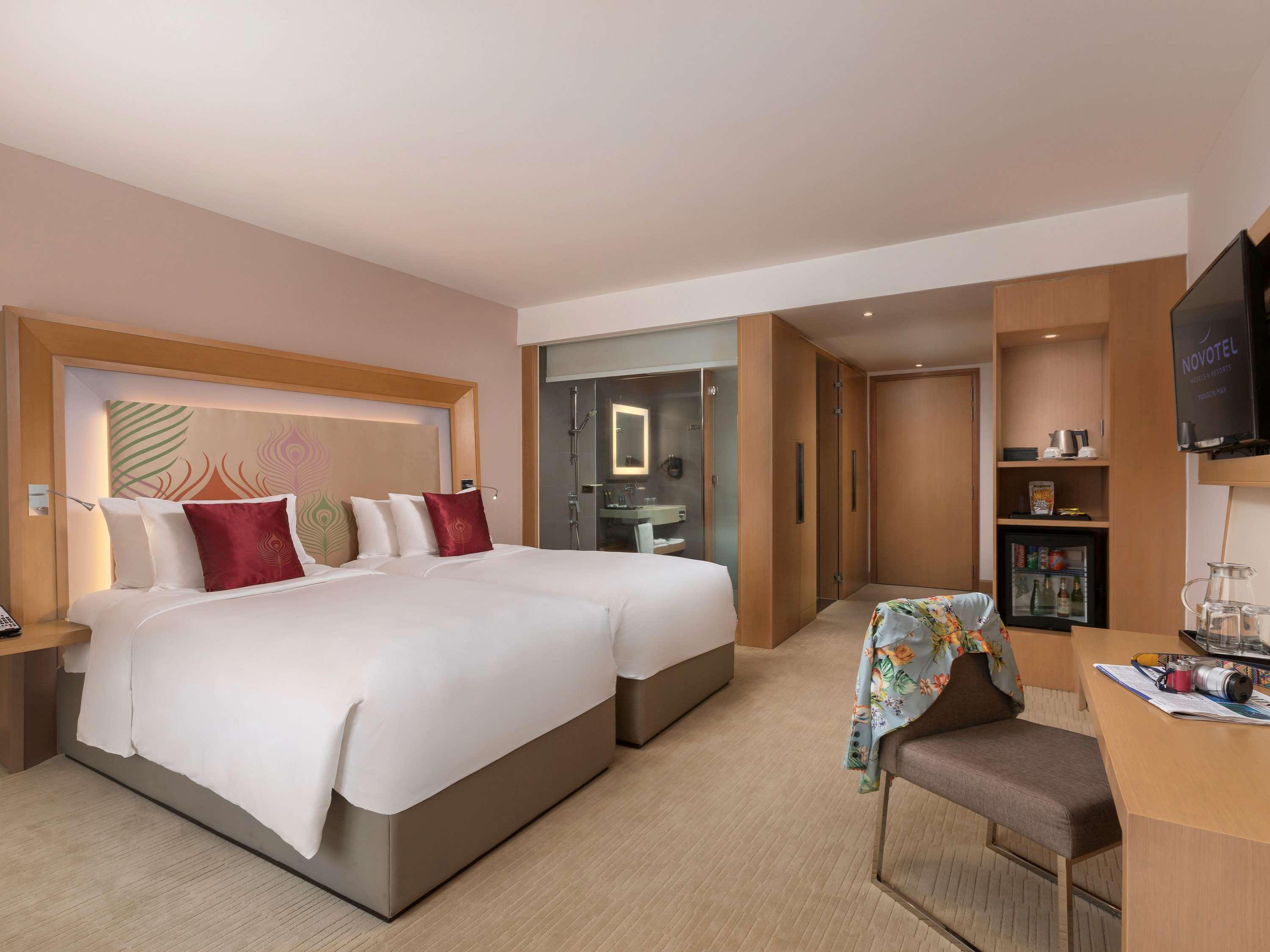 Novotel Yangon Max Eksteriør bilde