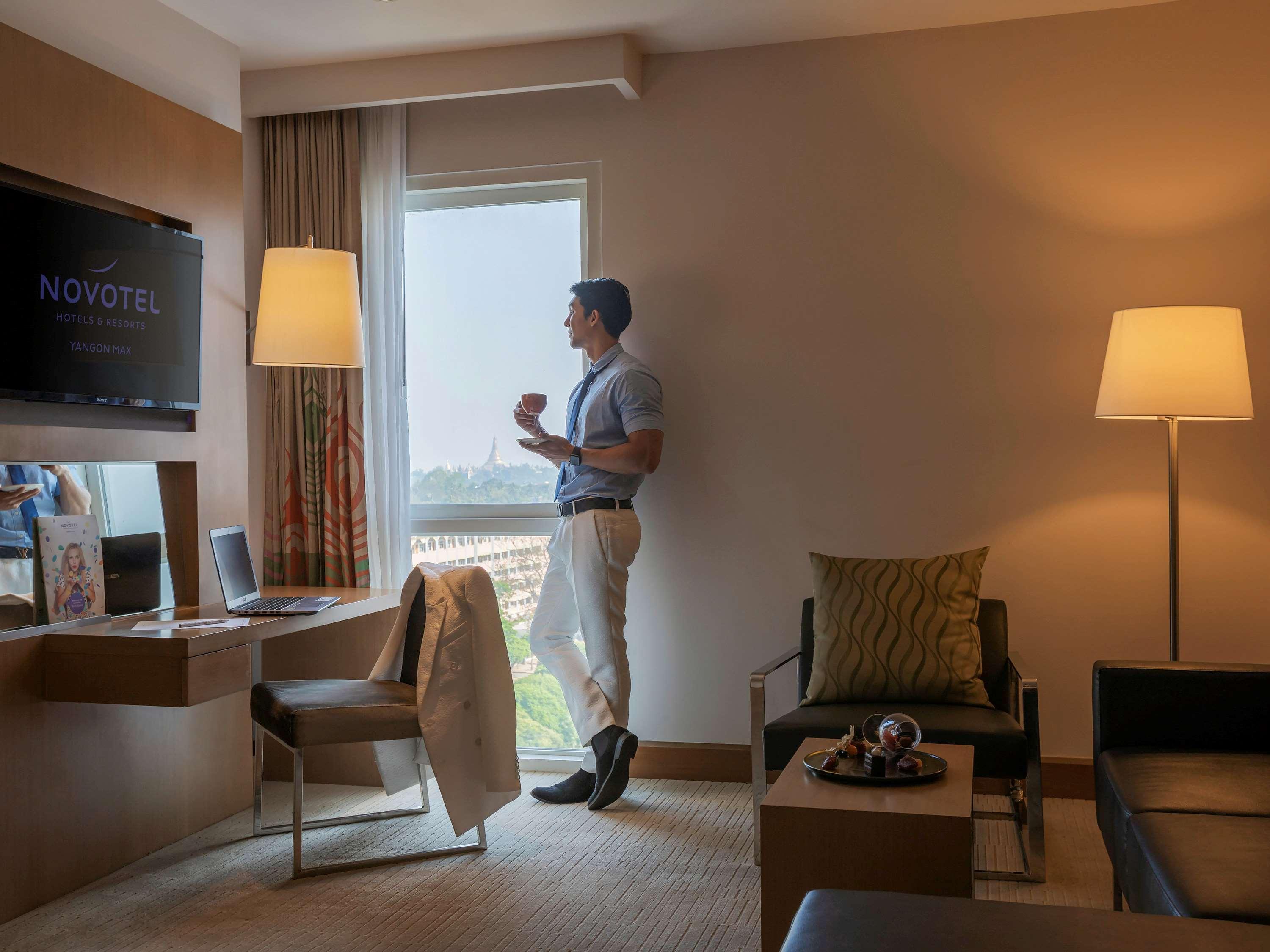 Novotel Yangon Max Eksteriør bilde