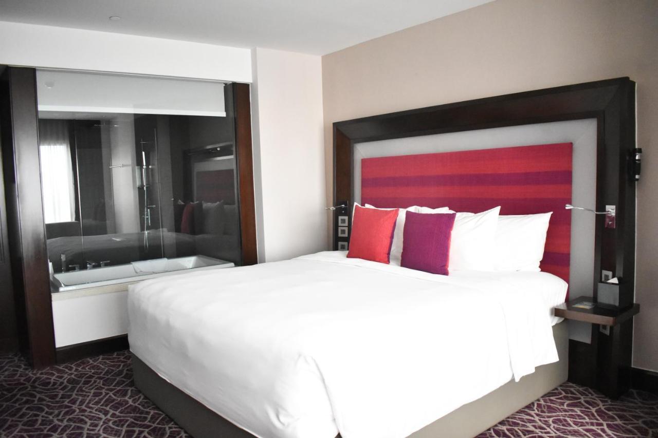 Novotel Yangon Max Eksteriør bilde