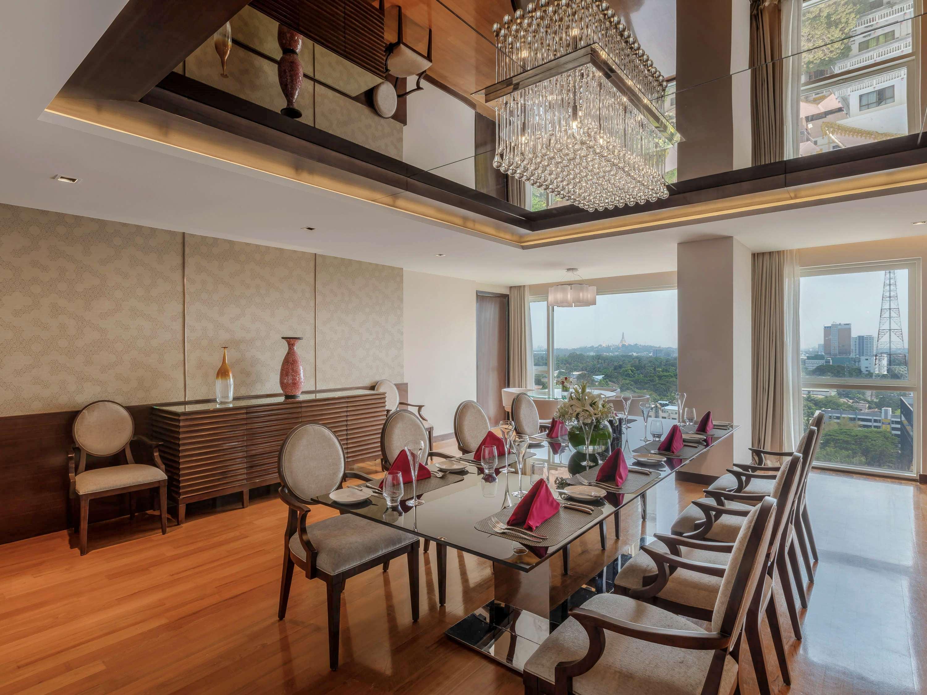 Novotel Yangon Max Eksteriør bilde