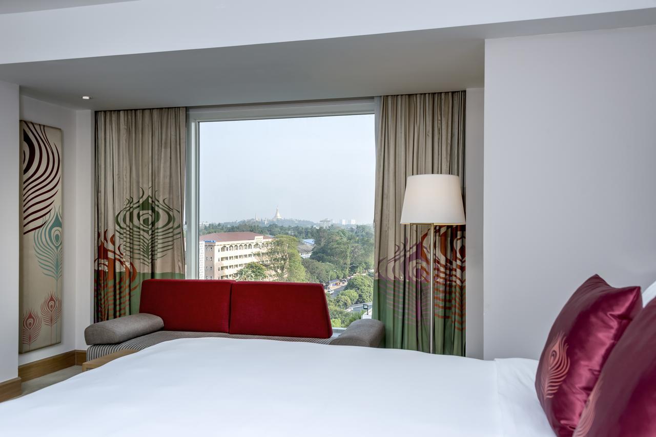 Novotel Yangon Max Eksteriør bilde