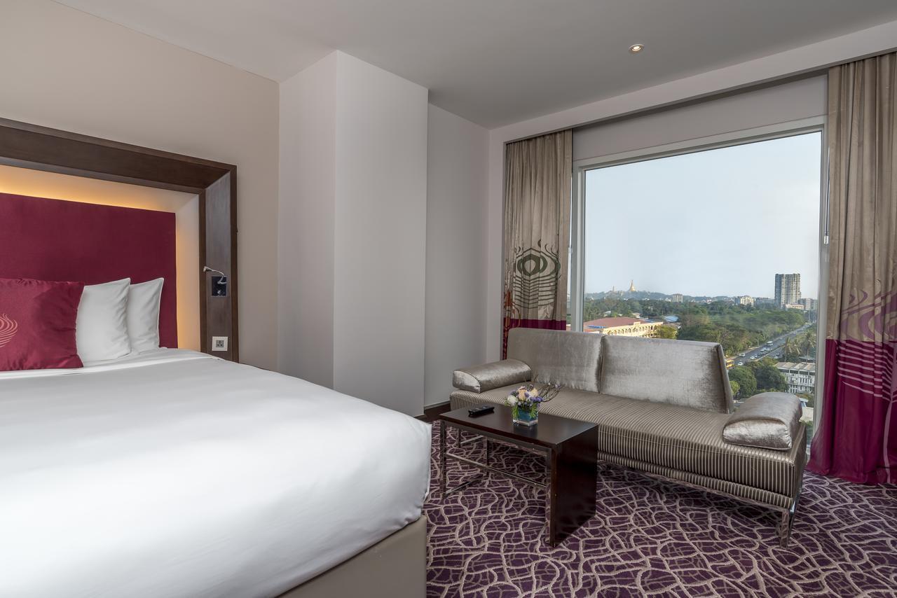 Novotel Yangon Max Eksteriør bilde